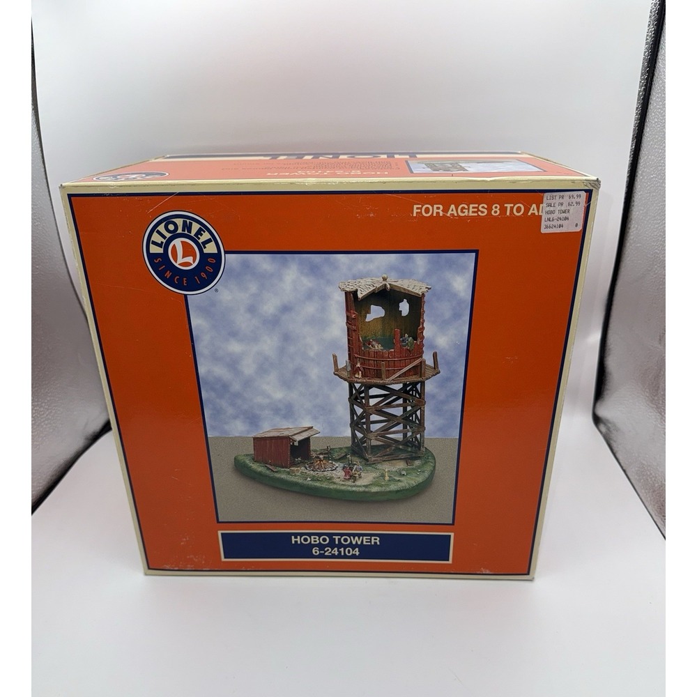 LIONEL Hobo Tower 6-24104 Illuminated Hobo Figures Campfire Sound Train Box